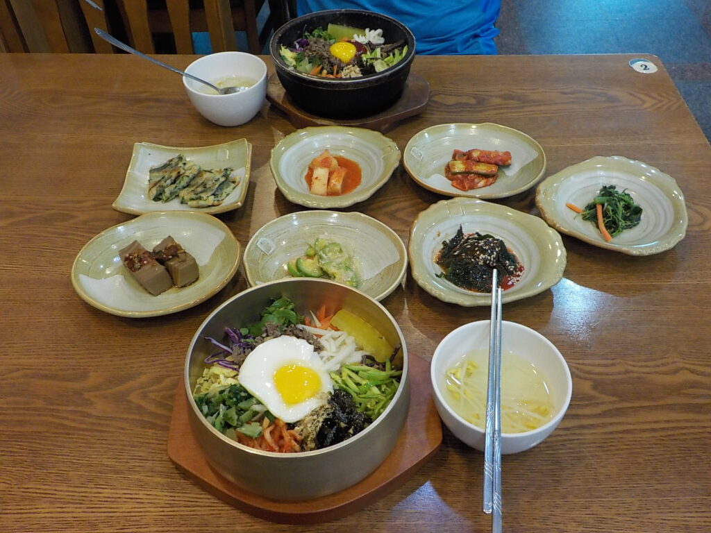 전주 돌솥비빔밥 맛집