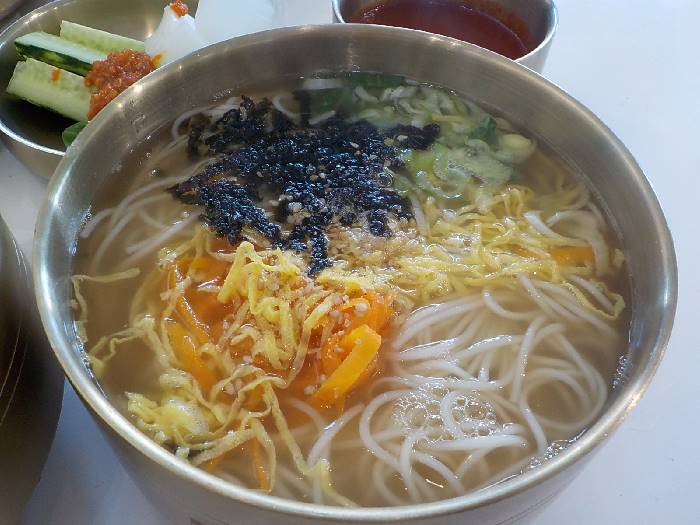 충북 제천 국수 맛집 국수무라 반반국수 제육덮밥도 추천 17 제천 국수 맛집 국수무라17